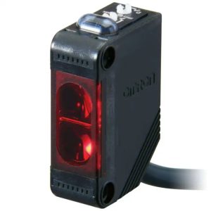 E3Z-D62 NPN Photoelectric Switch/Sensor